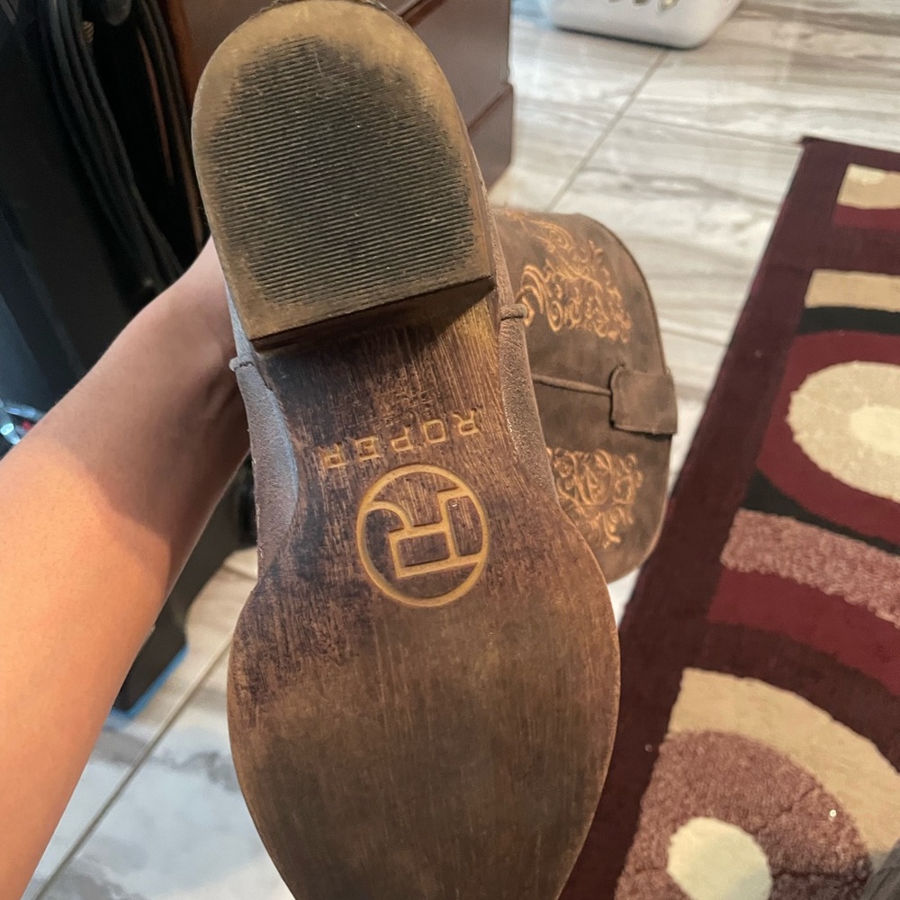 Women Cavenders boots